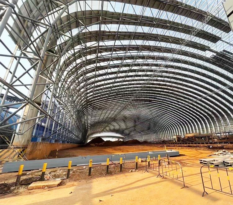 Prefabricated large span steel building		